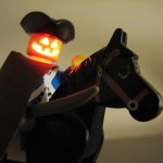 Просмотр фото «Всадник на лошади к хеллоуину из lego»